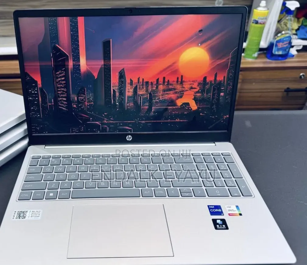 New Laptop HP 16GB Intel Core i7 SSD 512GB