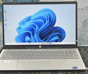 New Laptop HP 16GB Intel Core i7 SSD 1T