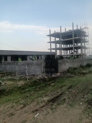 7bdrm House in Dukem Bishoftu, East Shewa for sale