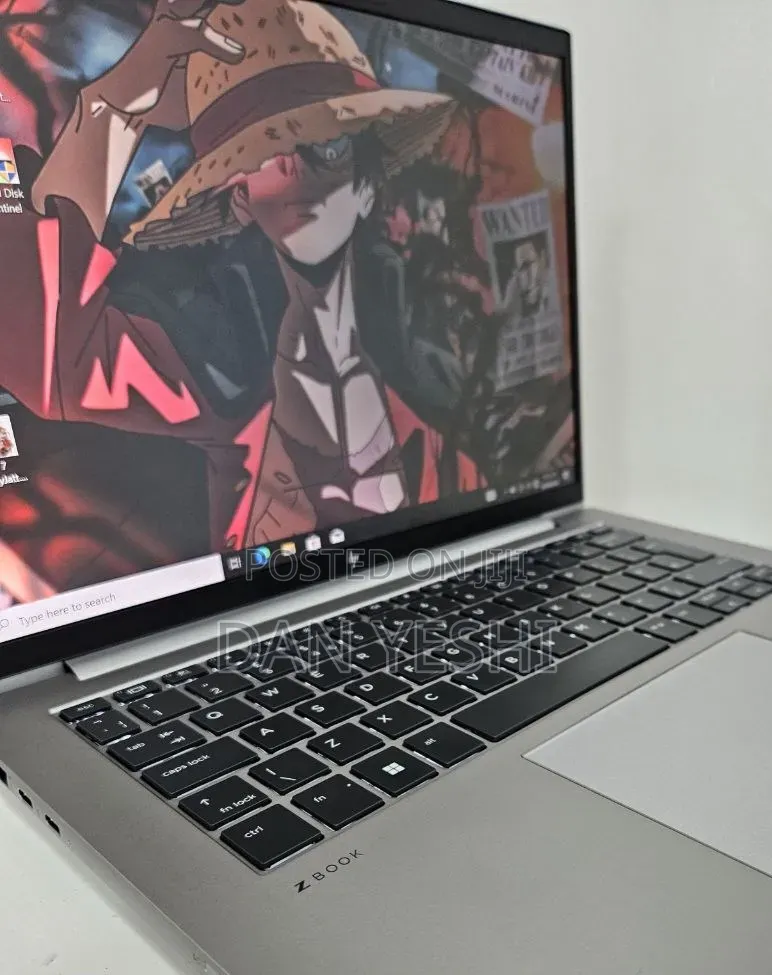 New Laptop HP ZBook Firefly 14 G10 16GB Intel Core i7 SSD 512GB