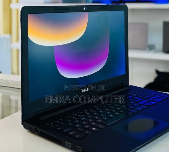 New Laptop Dell 8GB Intel Core i5 SSD 512GB
