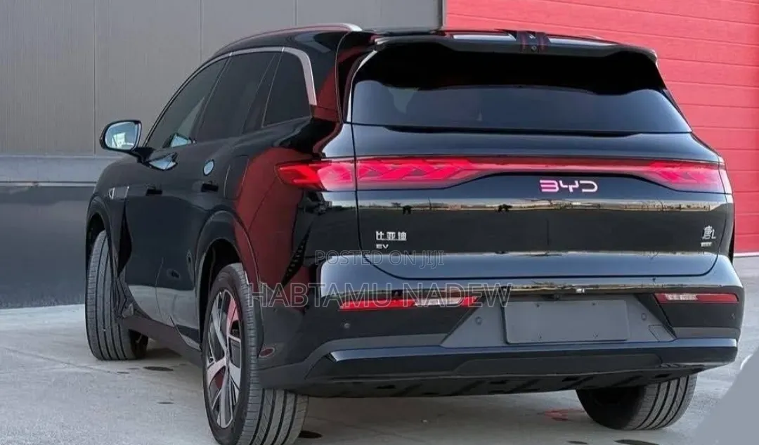 BYD Tang DM-i 2025 Black
