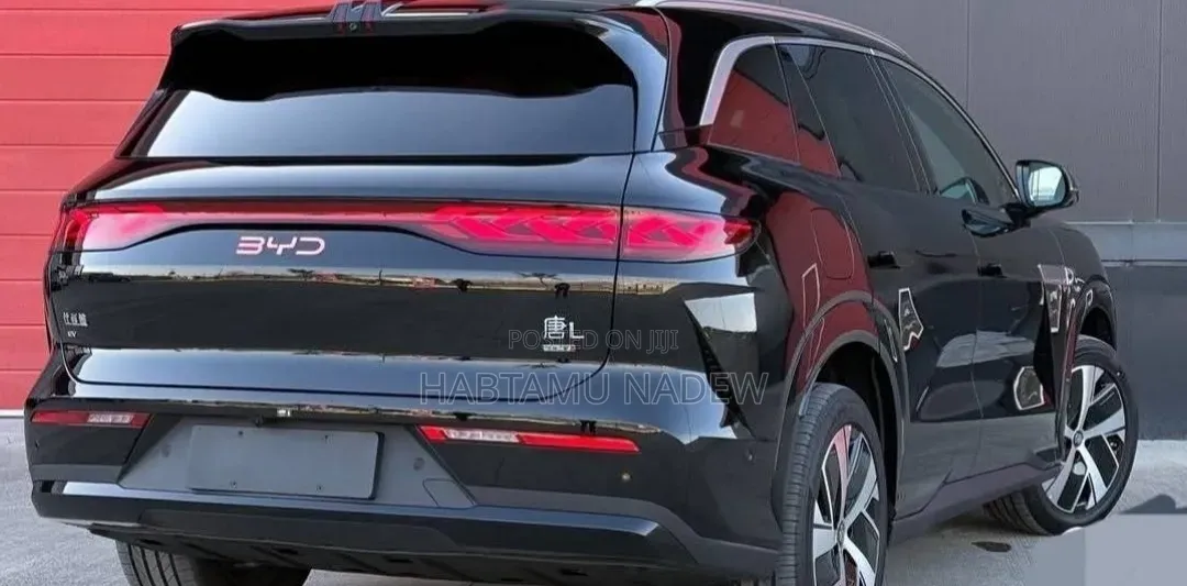 BYD Tang DM-i 2025 Black