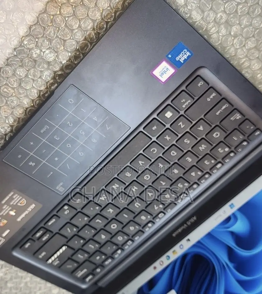 New Laptop Asus Vivobook 14 16GB Intel Core i5 SSD 512GB