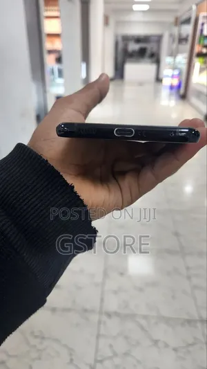 New Samsung Galaxy S21+ 5G 128 GB Black