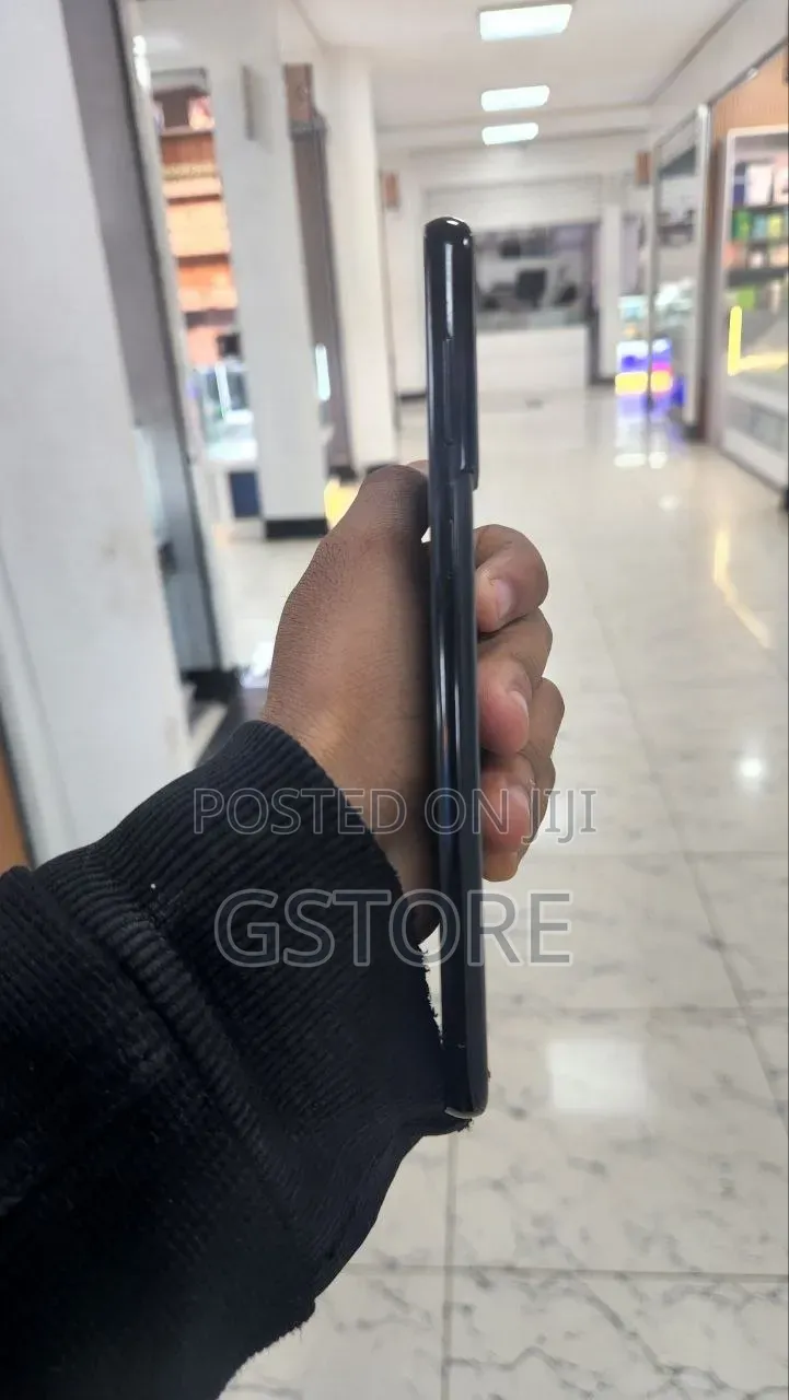 New Samsung Galaxy S21+ 5G 128 GB Black