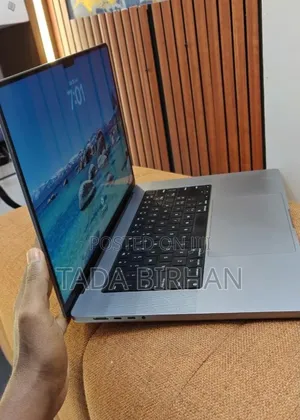 New Laptop Apple MacBook Pro 2021 M1 16GB Apple M1 SSD 512GB