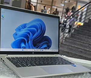 New Laptop HP EliteBook 830 G8 16GB Intel Core i5 SSD 512GB