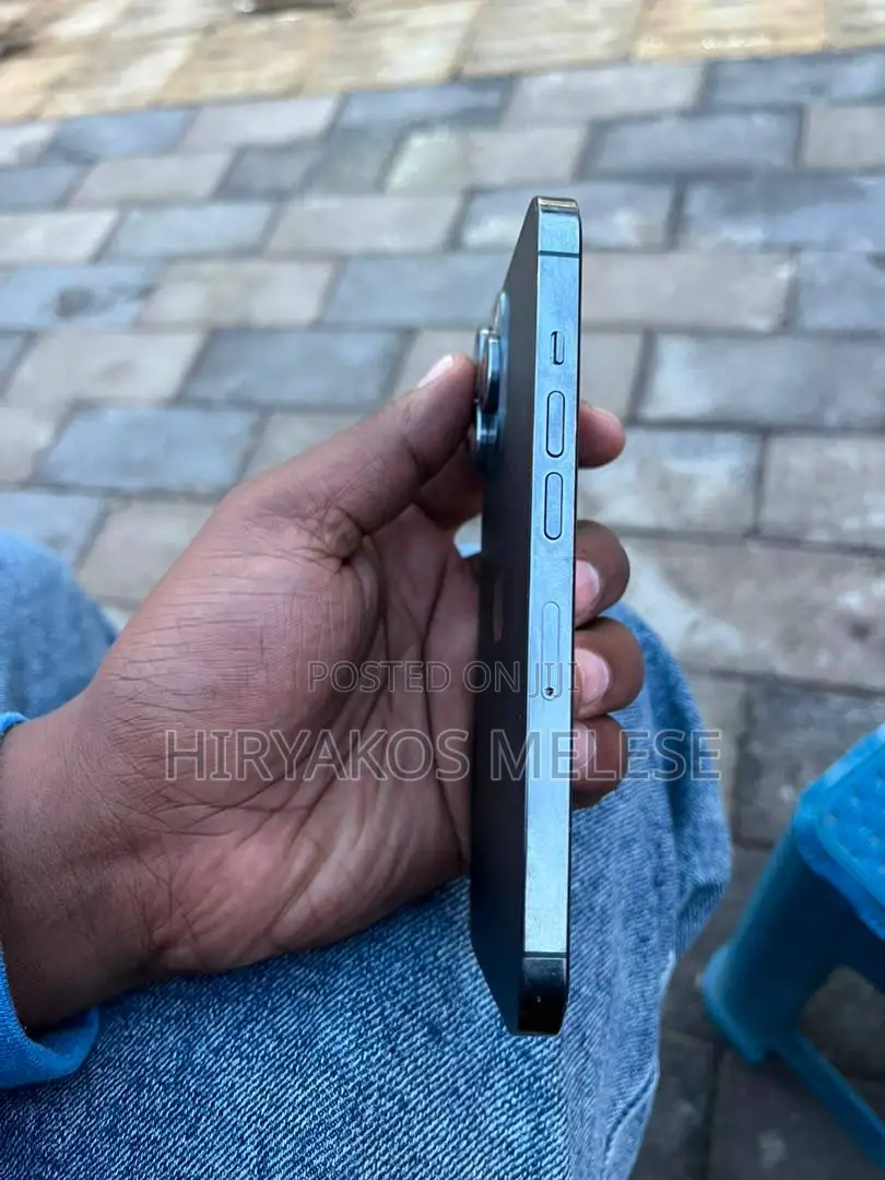 New Apple iPhone 13 Pro 256 GB Black