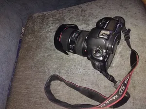 Canon 5d Mark 4 DSLR Camera