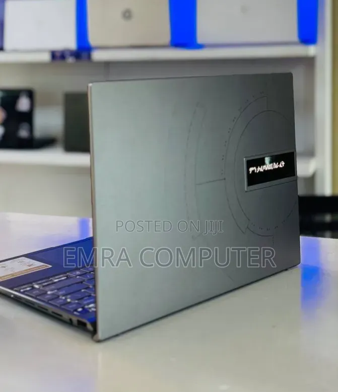 New Laptop Asus 16GB Intel Core i7 SSD 512GB
