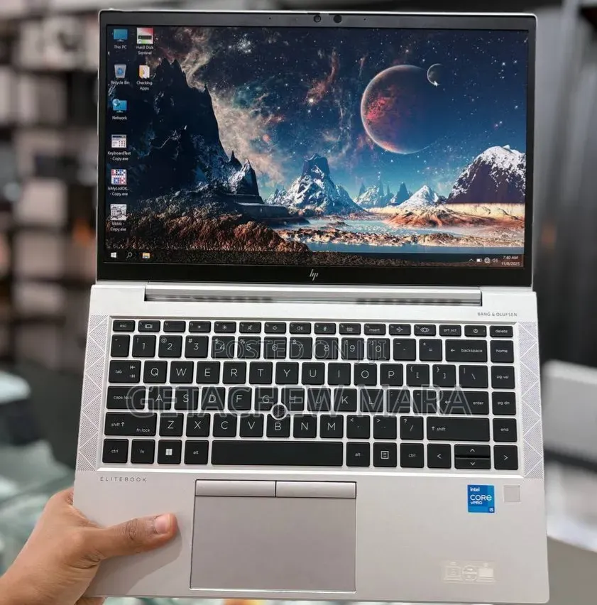 New Laptop HP EliteBook 830 G8 8GB Intel Core i5 SSD 512GB