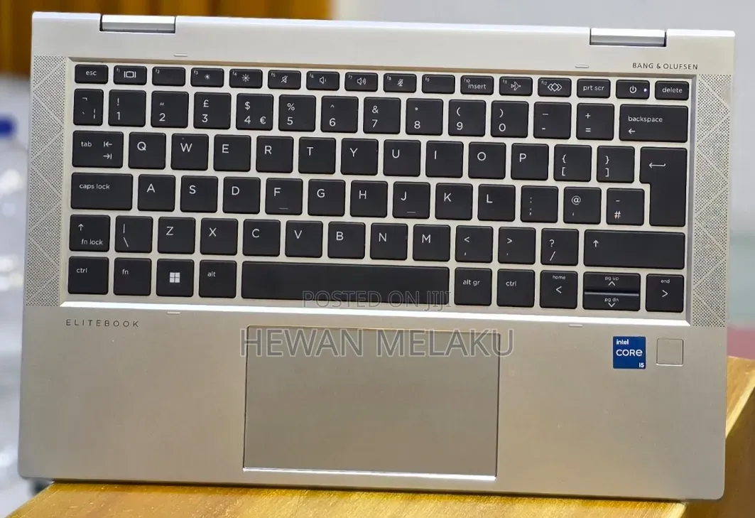 New Laptop HP EliteBook 830 G8 16GB Intel Core i5 SSD 512GB