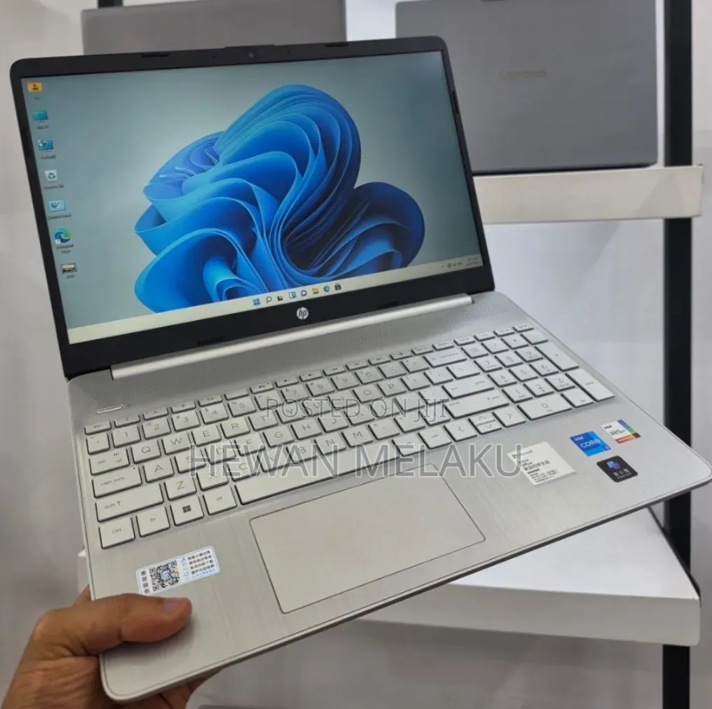 New Laptop HP Stream Notebook 16GB Intel Core i5 SSD 512GB