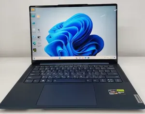 New Laptop Lenovo 16GB AMD Ryzen 7 SSD 512GB