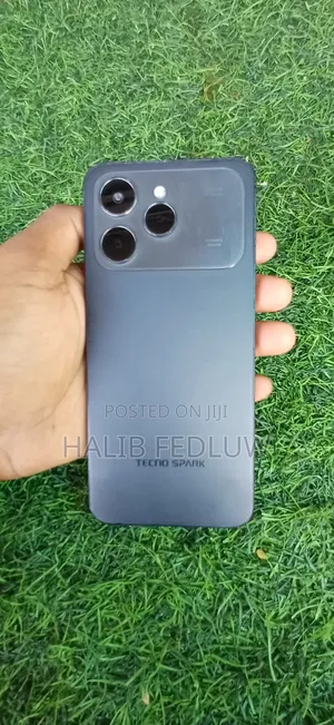 Tecno Spark 40 128 GB Black