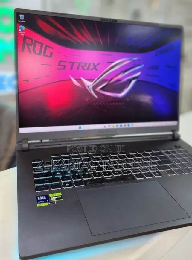 New Laptop Asus ROG Strix G18 32GB Intel Core Ultra 9 SSD 2T