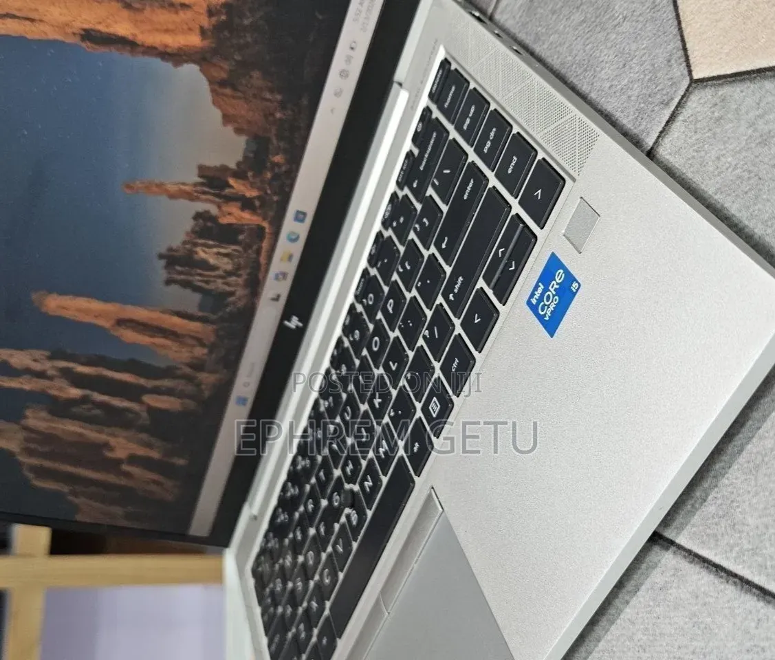 New Laptop HP EliteBook 840 G8 16GB Intel Core i5 SSD 512GB