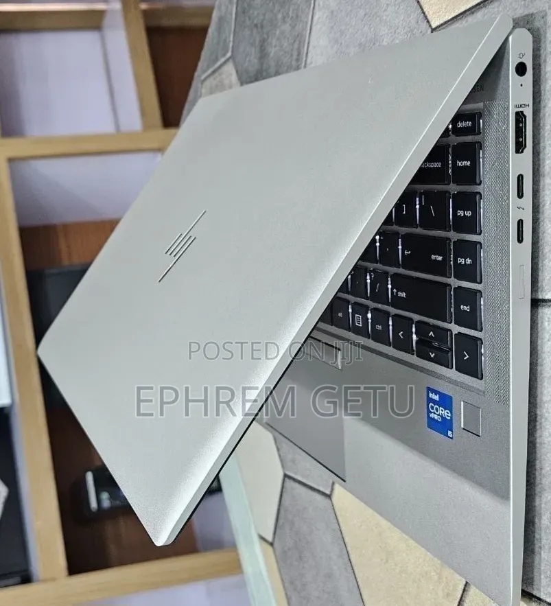 New Laptop HP EliteBook 840 G8 16GB Intel Core i5 SSD 512GB