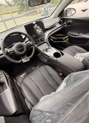 E2 Rent 3000