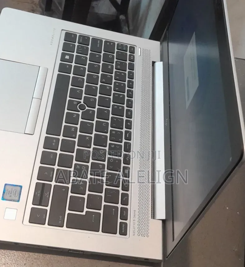 New Laptop HP EliteBook 830 G5 8GB Intel Core i5 SSD 512GB