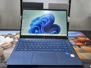 New Laptop HP 16GB Intel Core i5 SSD 1T