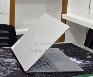 New Laptop Microsoft Surface Laptop 4 16GB Intel Core i5 SSD 512GB