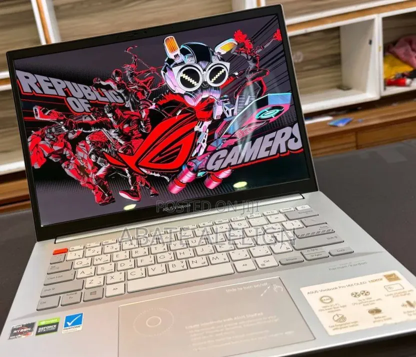 New Laptop Asus Vivobook 14 16GB Intel Core i5 SSD 512GB