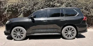 Lexus LX 2018 Black
