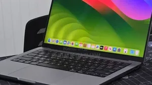 New Laptop Apple MacBook Air 2022 M2 8GB Apple M2 SSD 512GB