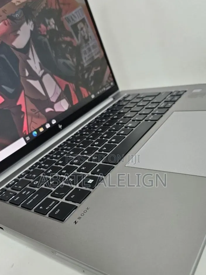 New Laptop HP ZBook Firefly 14 G10 16GB Intel Core i7 SSD 512GB