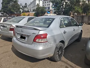 Toyota Yaris 2008 Silver