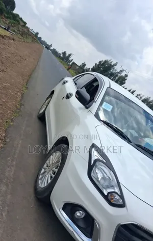 Suzuki Dzire 2024 White