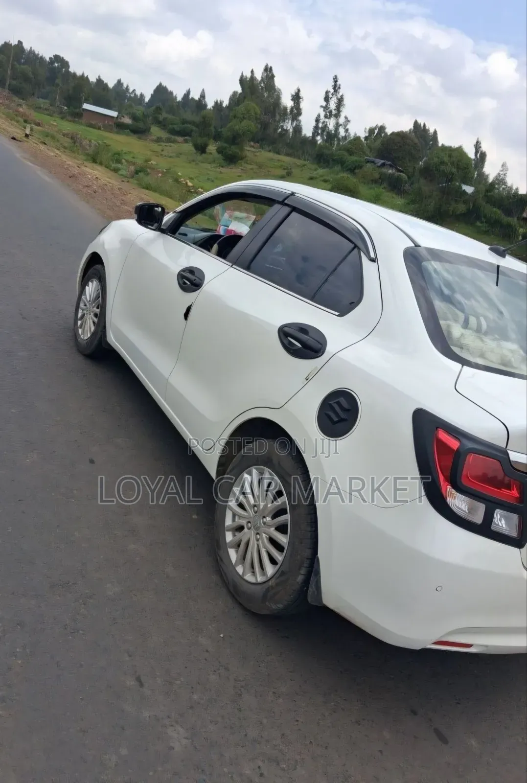 Suzuki Dzire 2024 White