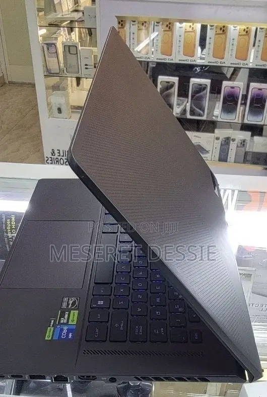 New Laptop 16GB Intel Core i7 SSD 512GB