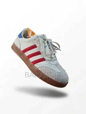 Classic Casual Sneakers
