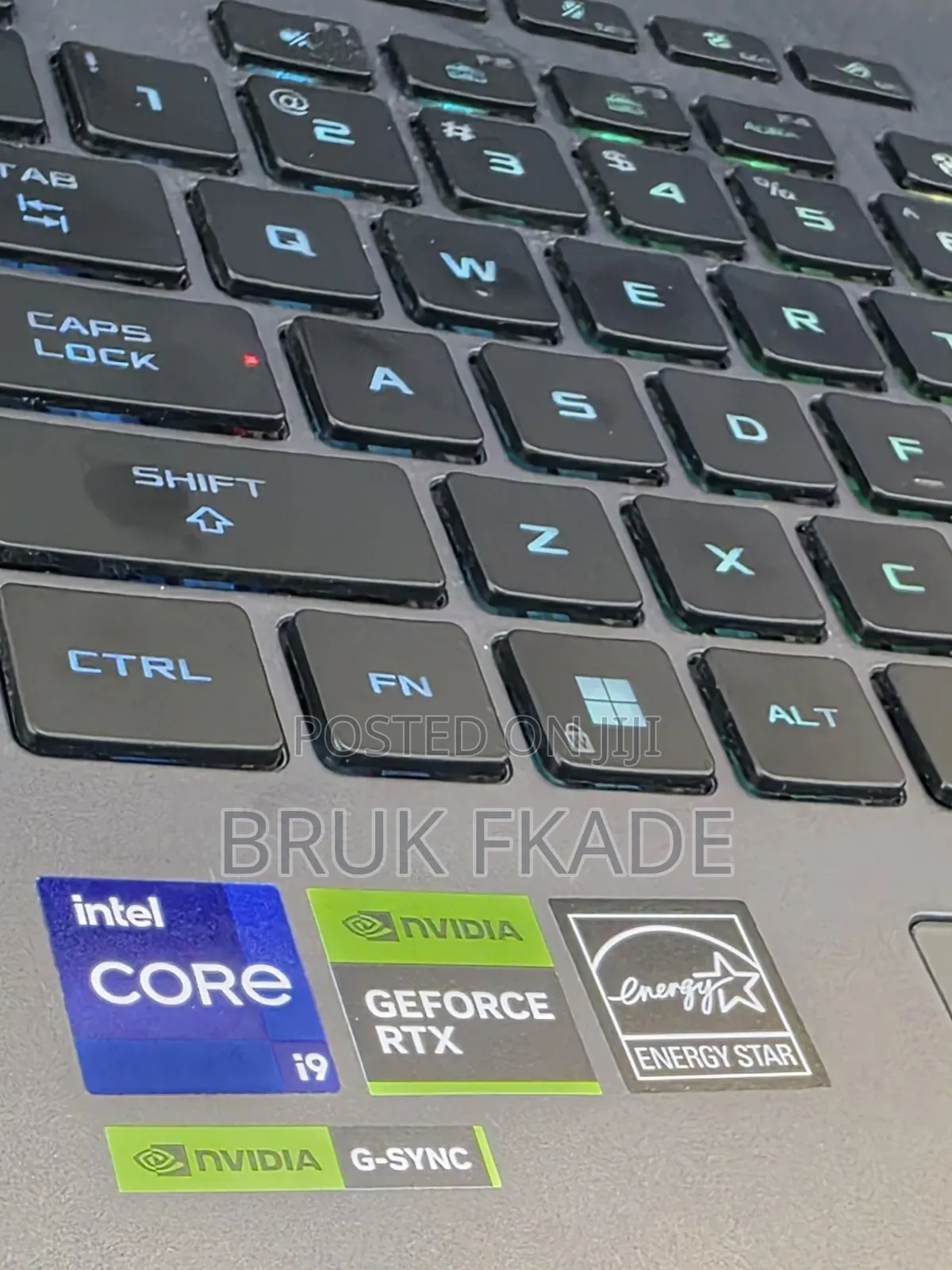 New Laptop Asus ROG Strix G18 16GB Intel Core i9 SSD 1T