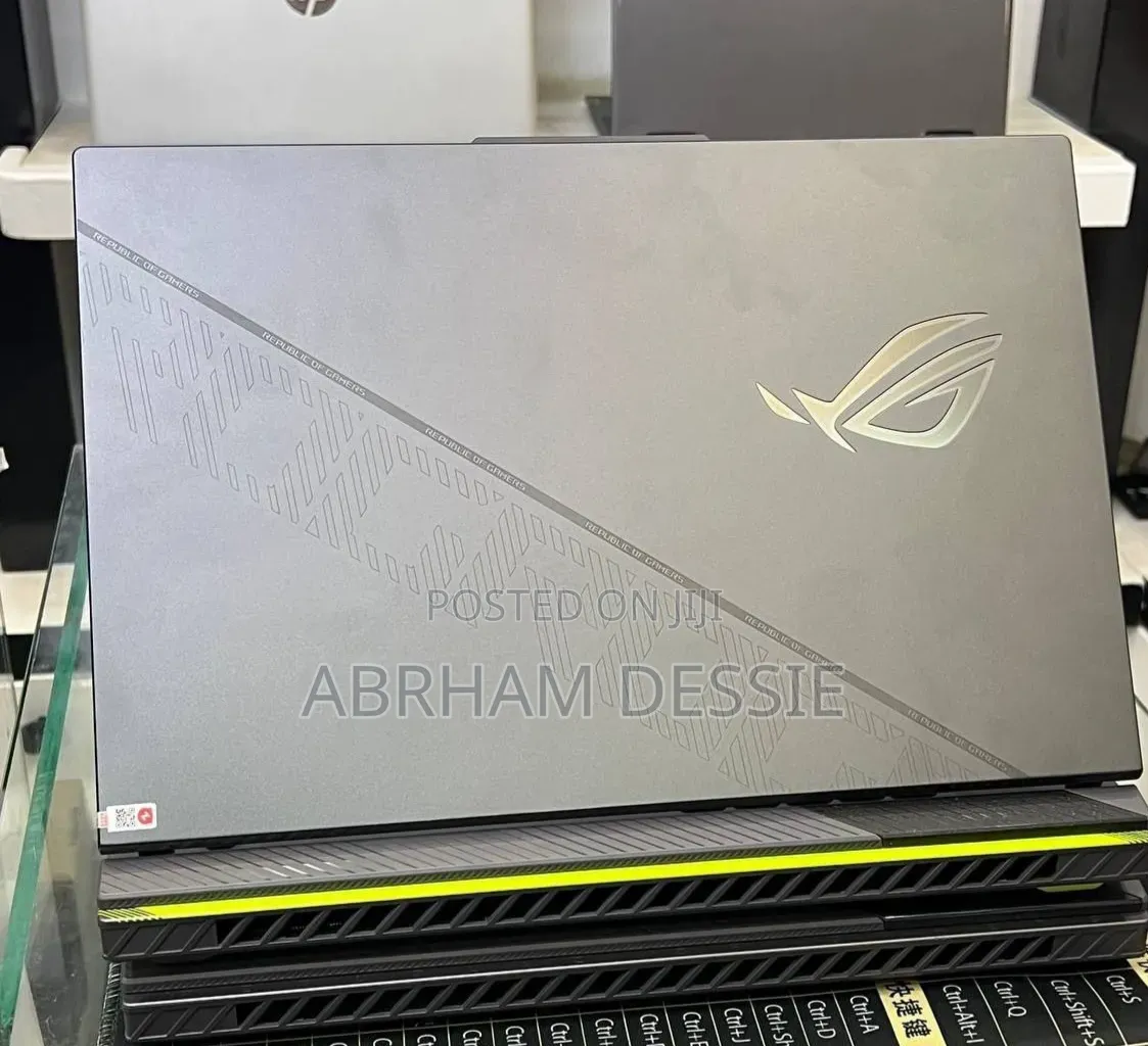 New Laptop Asus 16GB Intel Core i9 SSD 1T