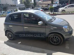 Toyota Vitz 2003 Black