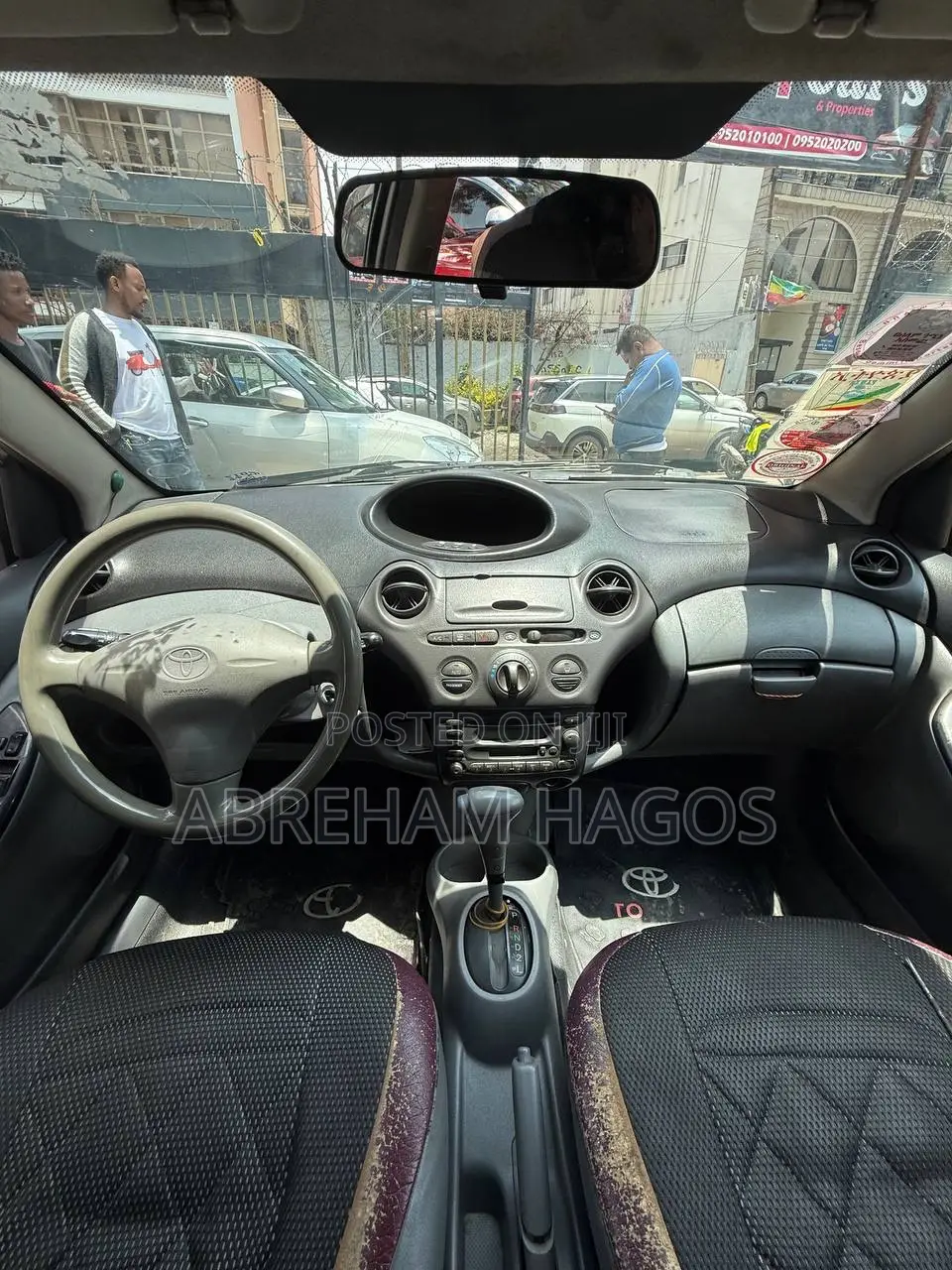 Toyota Vitz 2004 Silver