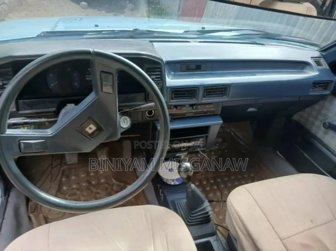 Toyota Corolla 1987 Blue