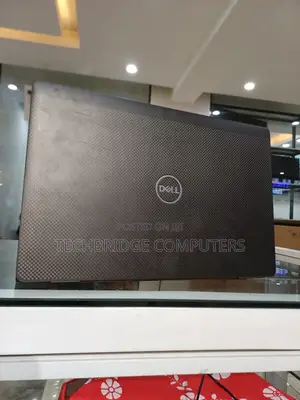 Laptop Dell Latitude 7420 16GB Intel Core i7 SSD 512GB