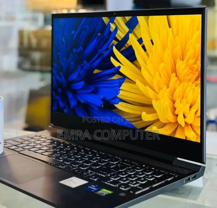 New Laptop HP Victus 16 16GB Intel Core i7 SSD 512GB