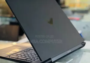 New Laptop HP Victus 16 16GB Intel Core i7 SSD 512GB