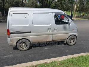 Suzuki Every Wagon 2004 Silver