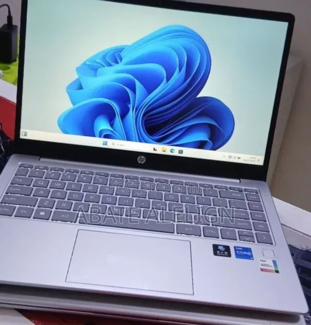 New Laptop HP Stream Notebook 16GB Intel Core i5 SSD 1T