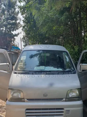 Suzuki Every Wagon 2004 Silver