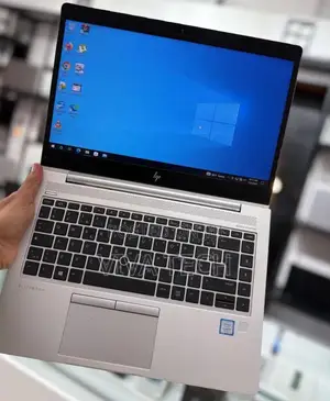 New Laptop HP EliteBook 830 G5 8GB Intel Core i5 SSD 512GB