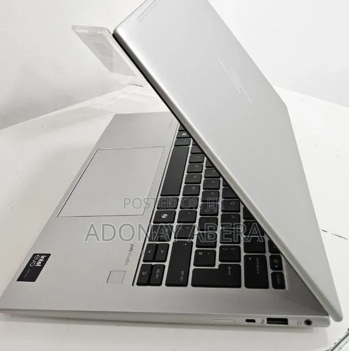 New Laptop HP EliteBook 840 G11 16GB Intel Core Ultra 5 SSD 512GB