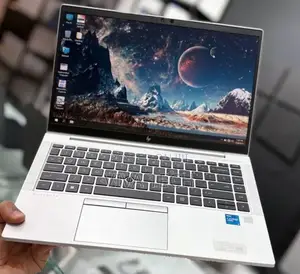 New Laptop HP EliteBook 830 G8 16GB Intel Core i5 SSD 512GB